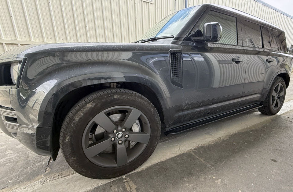 Land Rover Defender 110 ab Bj. 20 Trittbretter "Orca"