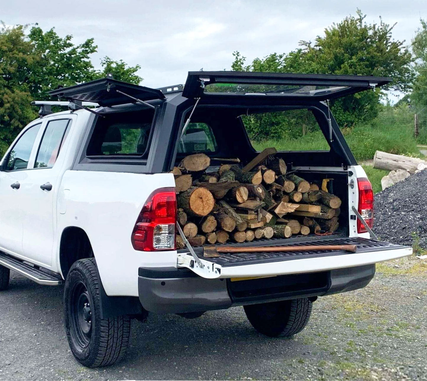 Toyota Hilux Bj. 12-16 Double Cab Pick-Up Canopy "Expedition"