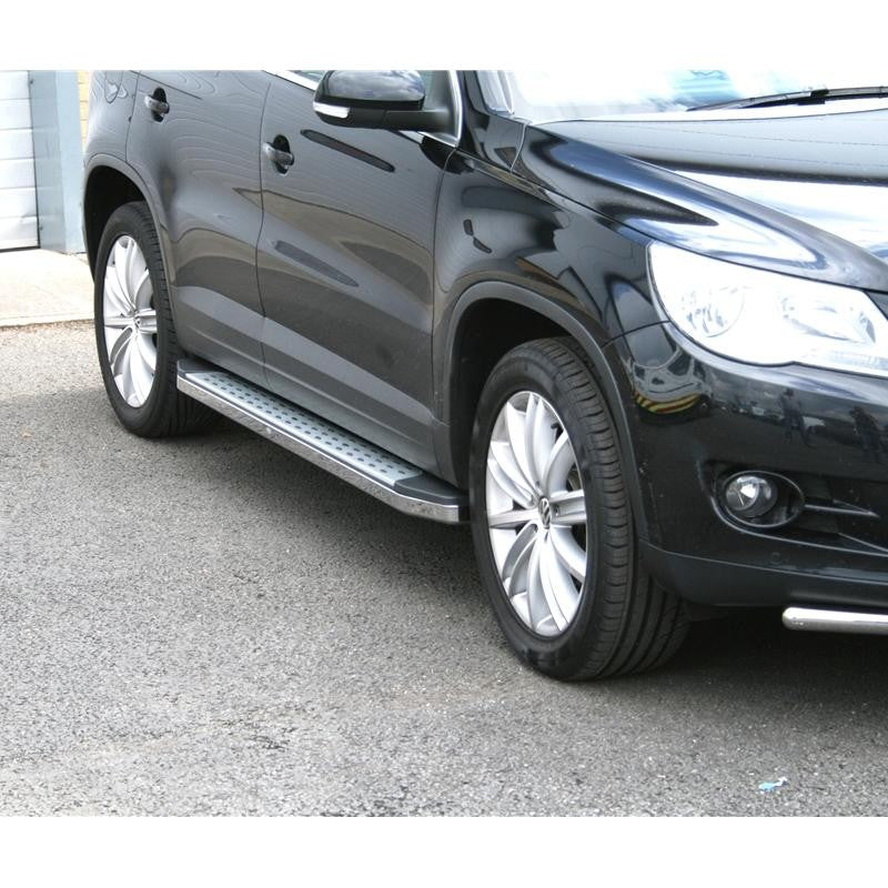 VW Tiguan ab Bj. 16 Trittbretter "Freedom" - Direct 4x4 Autozubehör