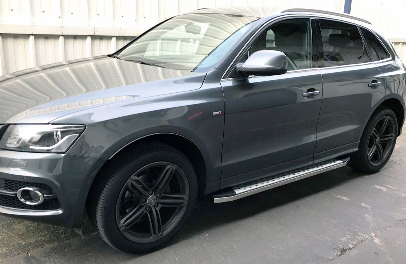 Audi Q7 Bj. 16-19 Trittbretter "Freedom" - Direct 4x4 Autozubehör