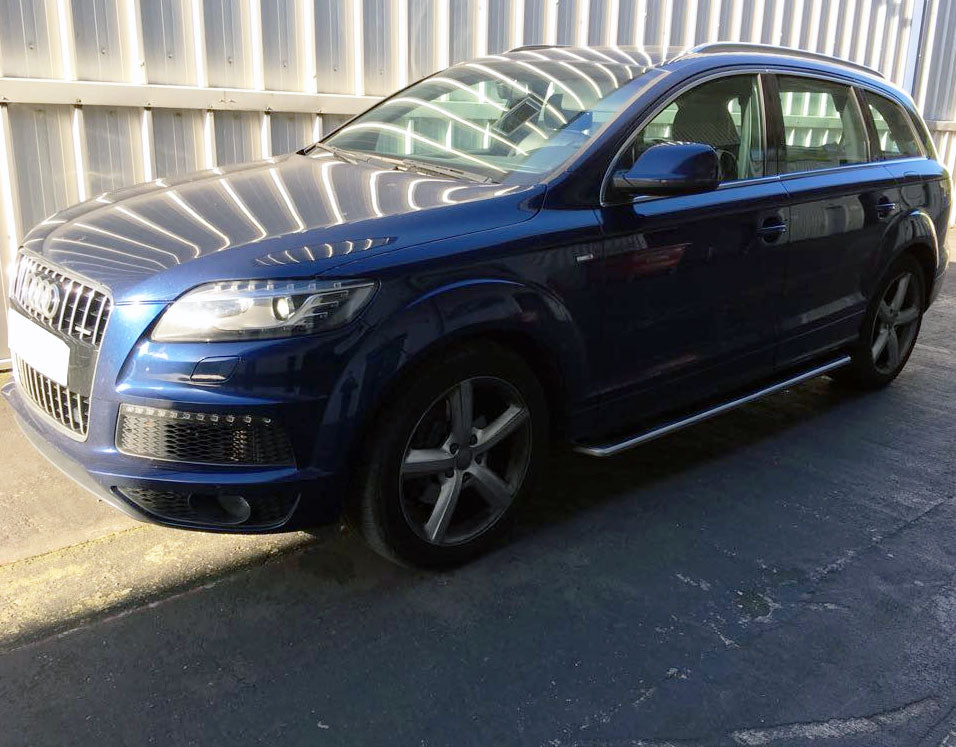 Audi Q7 Bj. 05-15 Edelstahl Trittbretter im original Styling - Direct 4x4 Autozubehör