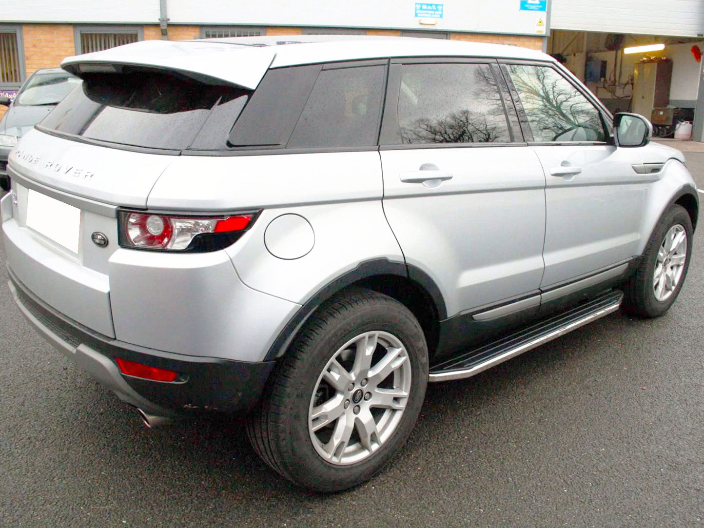 Range Rover Evoque ab Bj. 19 Trittbretter "Raptor" - Direct 4x4 Autozubehör