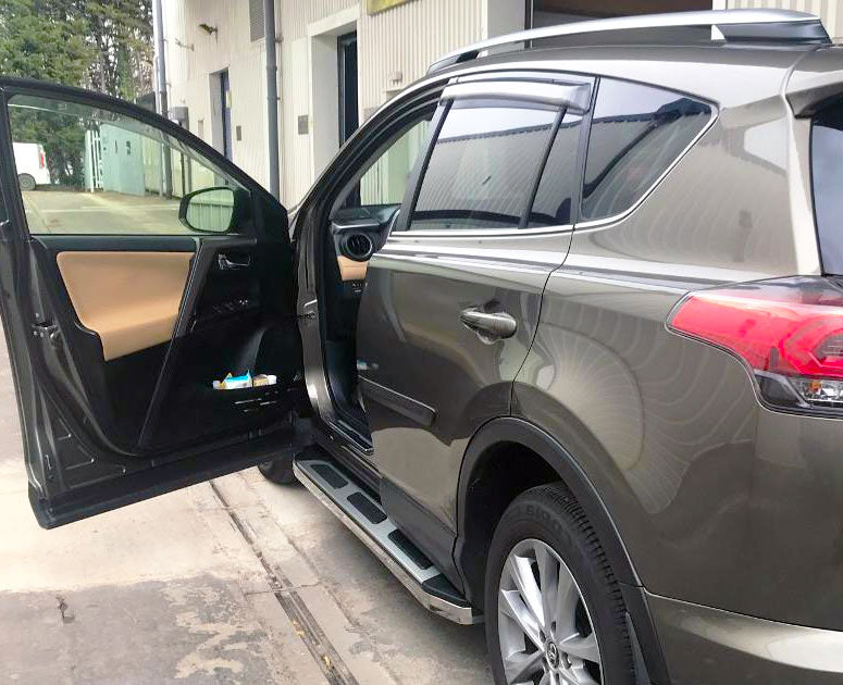 Toyota RAV4 Bj. 16-18 Trittbretter "Suburban" - Direct 4x4 Autozubehör