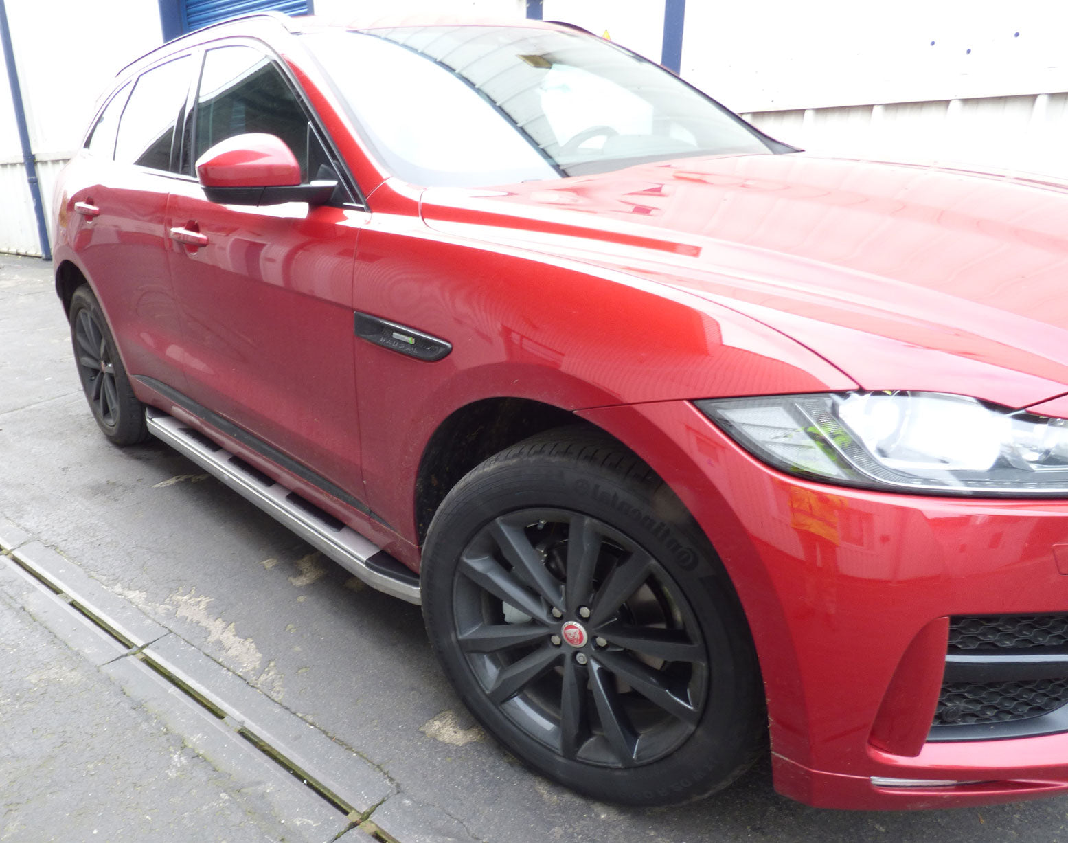 Jaguar F-Pace ab Bj. 16 Trittbretter "Suburban" - Direct 4x4 Autozubehör