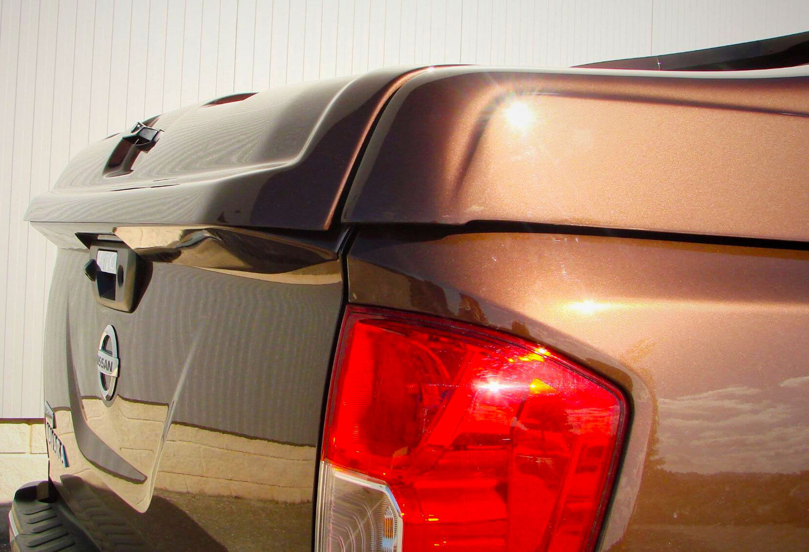 Nissan Navara NP300 (D231) ab Bj. 15 "Full-Box" Pick-Up HardTop Abdeckung - Direct 4x4 Autozubehör
