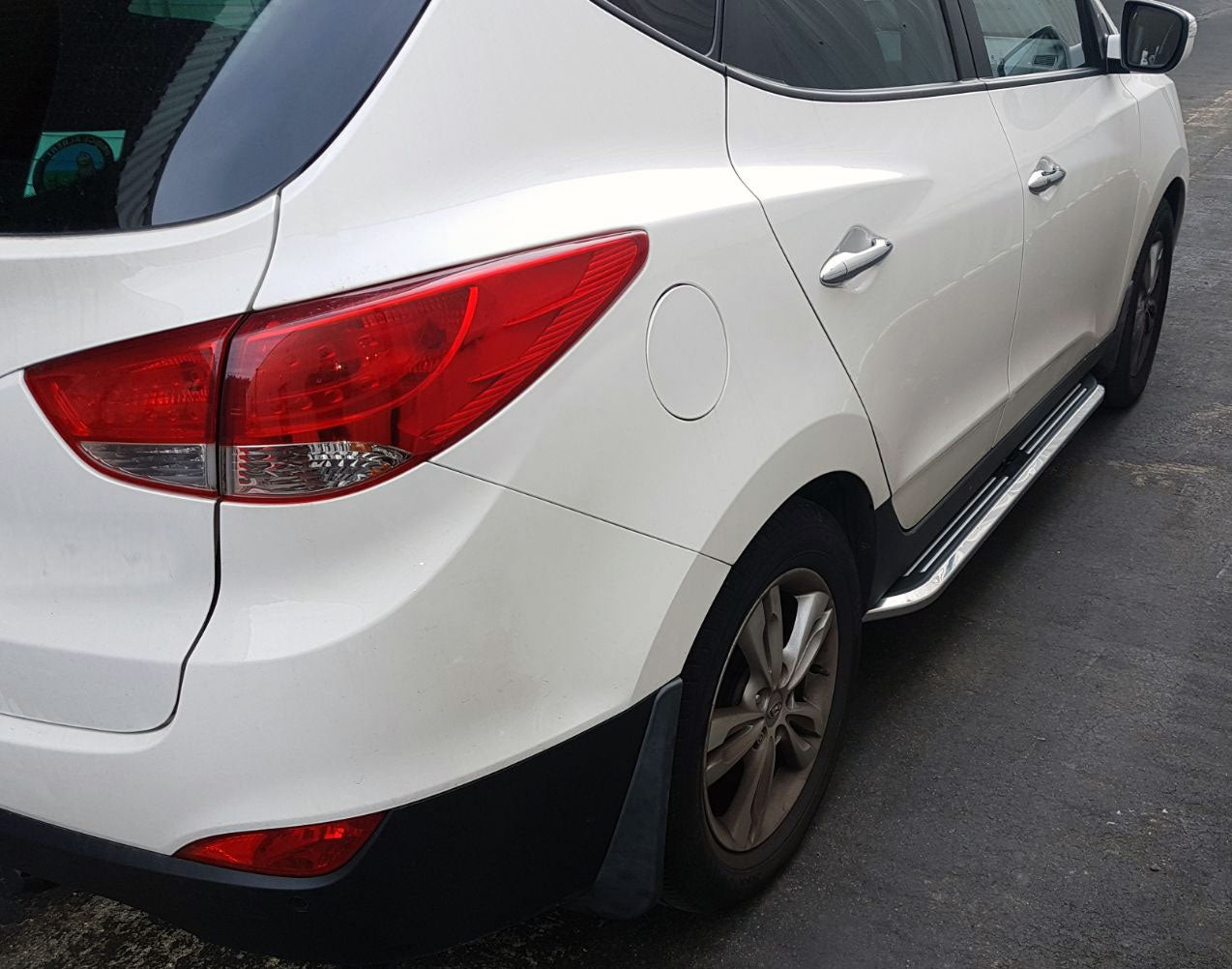 Hyundai ix35 Bj. 10-15 Trittbretter "Premier" - Direct 4x4 Autozubehör