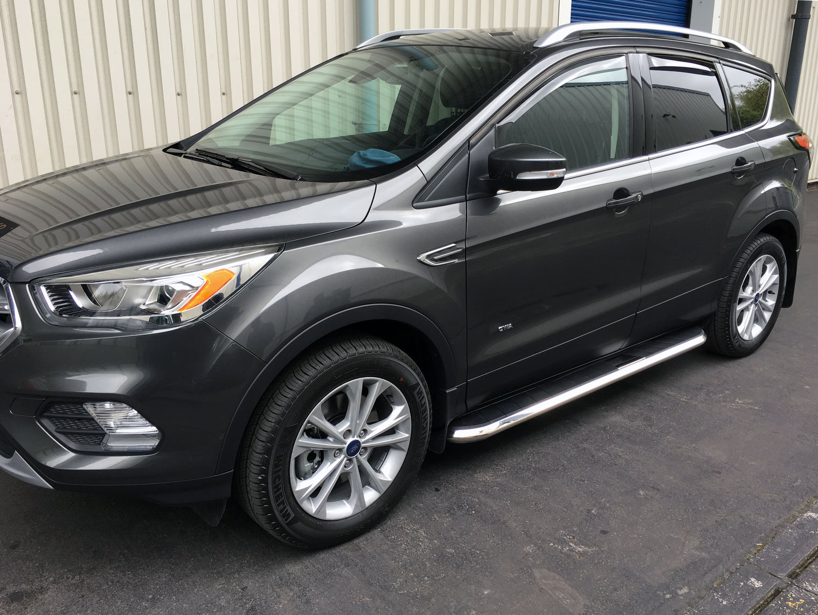 Ford Edge ab Bj. 16 Trittbretter "High Flyer" - Direct 4x4 Autozubehör