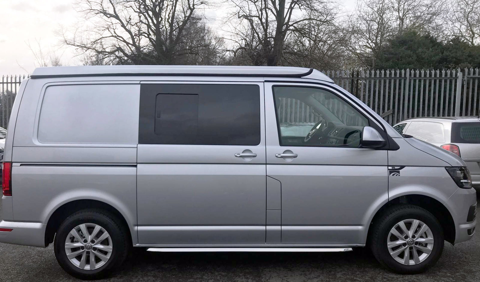 VW T5 Bj. 03-09 Kurzer RS OE Style Edelstahl Schwellerrohre "N-Max" - Direct 4x4 Autozubehör