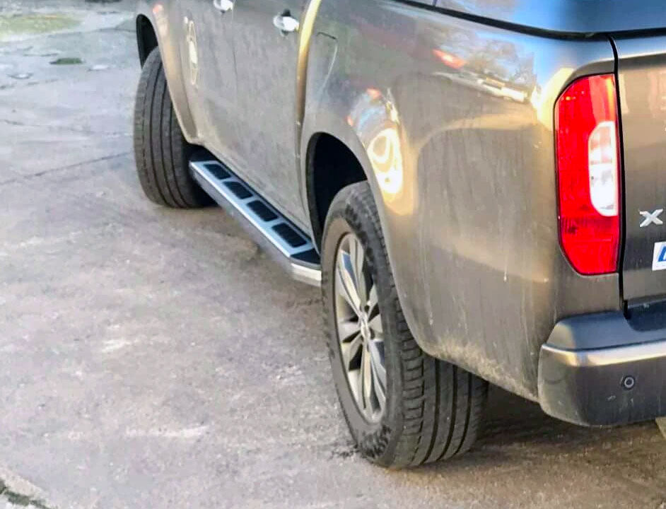 Mercedes X-Klasse ab Bj. 17 Trittbretter "Suburban" - Direct 4x4 Autozubehör