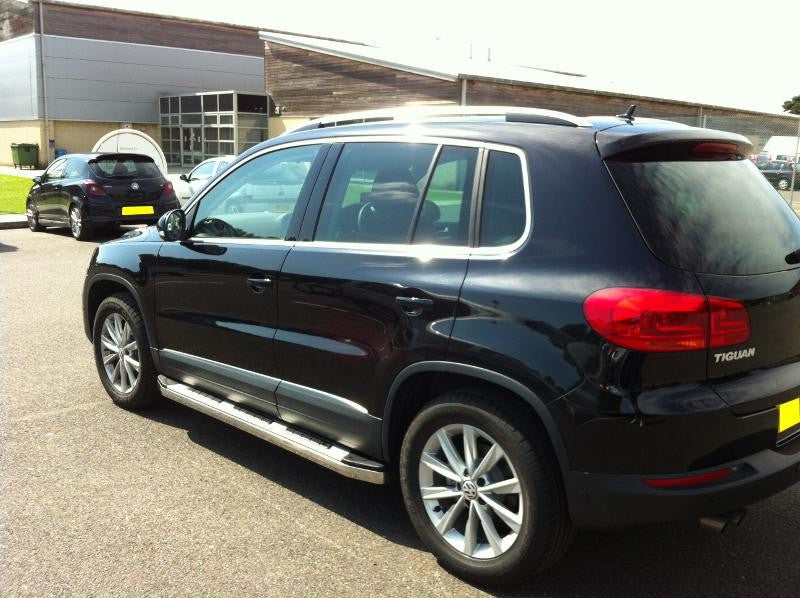 VW Tiguan Bj. 12-15 Trittbretter "Suburban" - Direct 4x4 Autozubehör