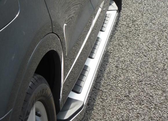 Audi Q3 Bj. 12-18 (8U) Trittbretter "Suburban" - Direct 4x4 Autozubehör