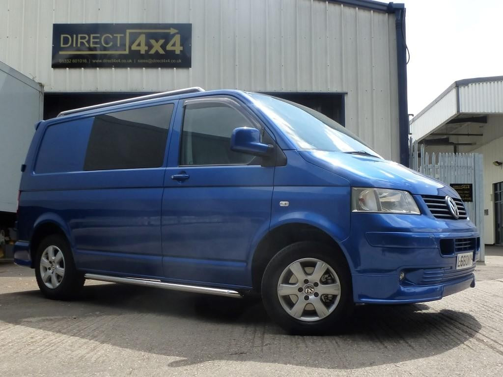 VW T5 Bj. 09-15 Kurzer RS Edelstahl Schwellerrohre "Sport" 64mm - Direct 4x4 Autozubehör