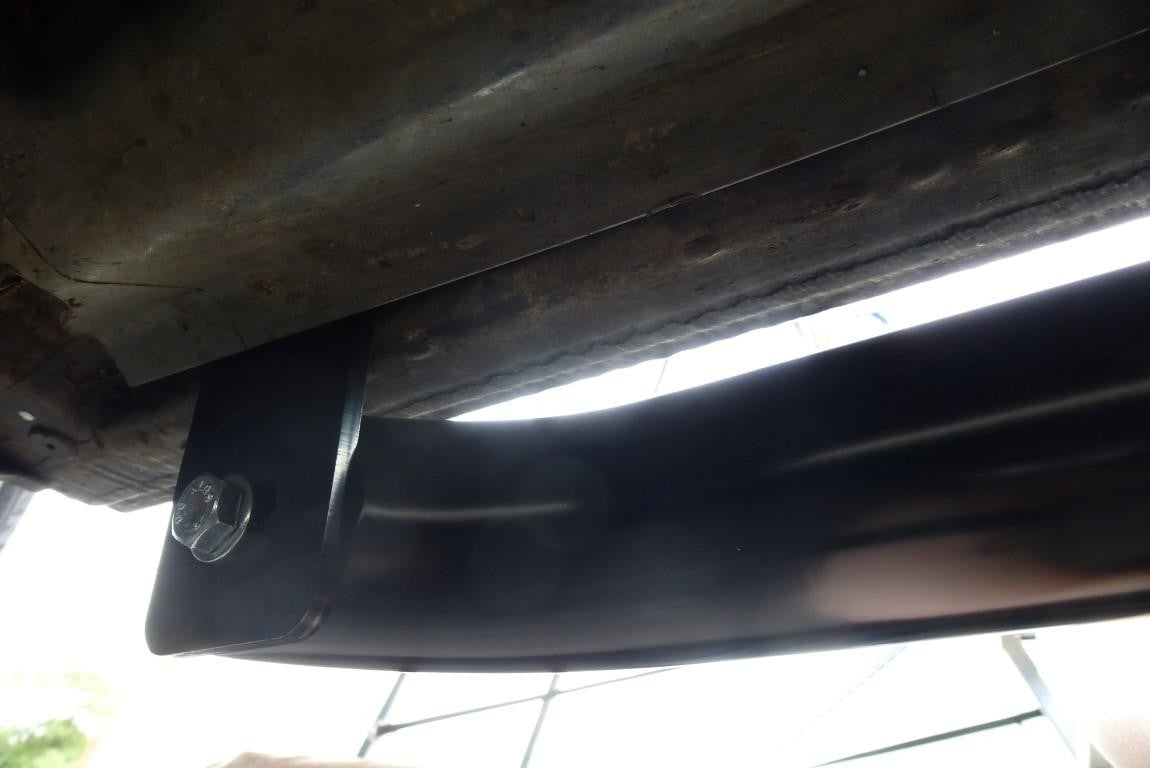 VW T5 Bj. 03-09 KRS Schwarze Schwellerrohre "Sport" 64mm - Direct 4x4 Autozubehör