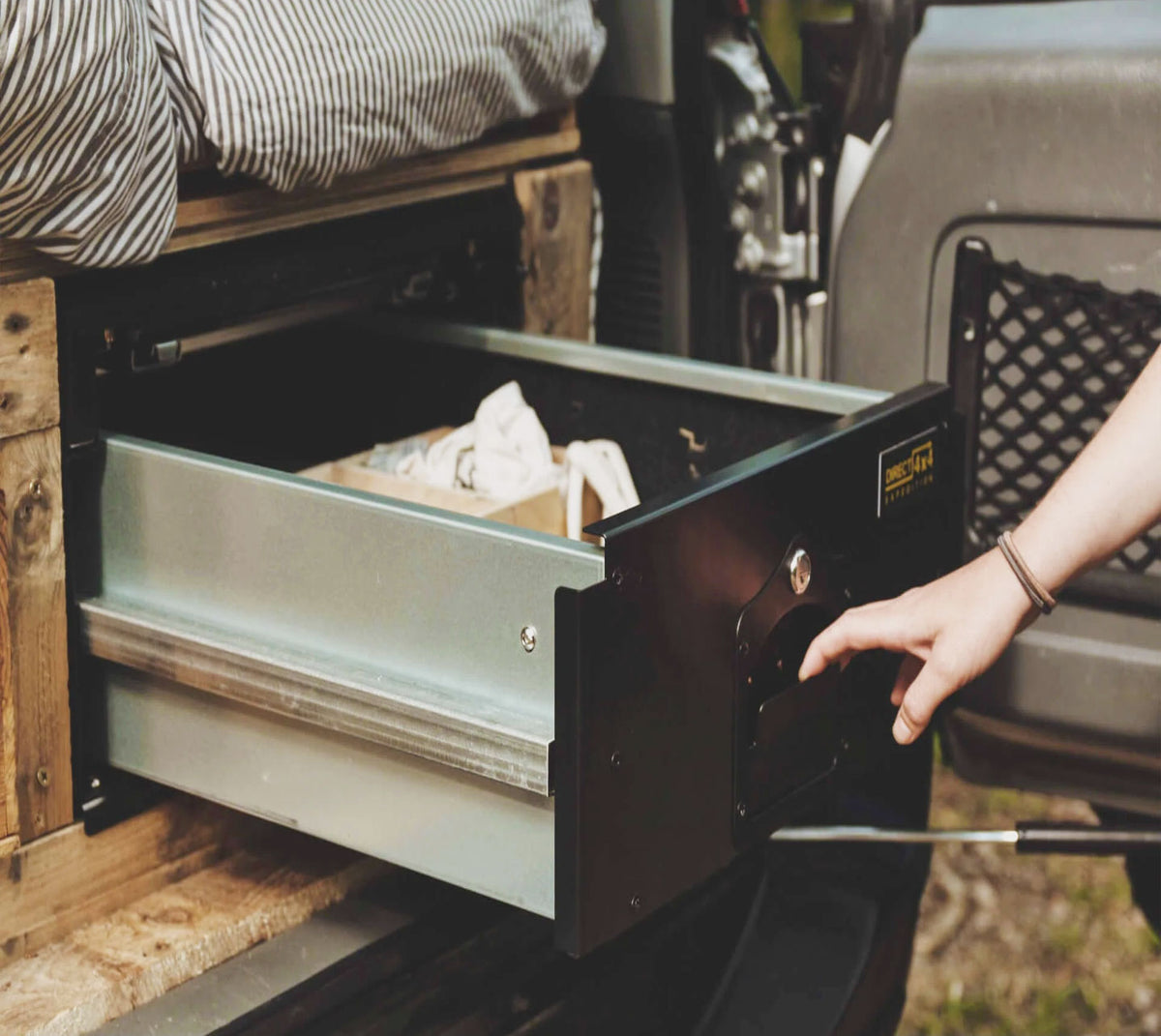 Schubkasten System "Modular" 89cm x 47cm x 27 mit Arbeitstisch - Direct 4x4 Autozubehör