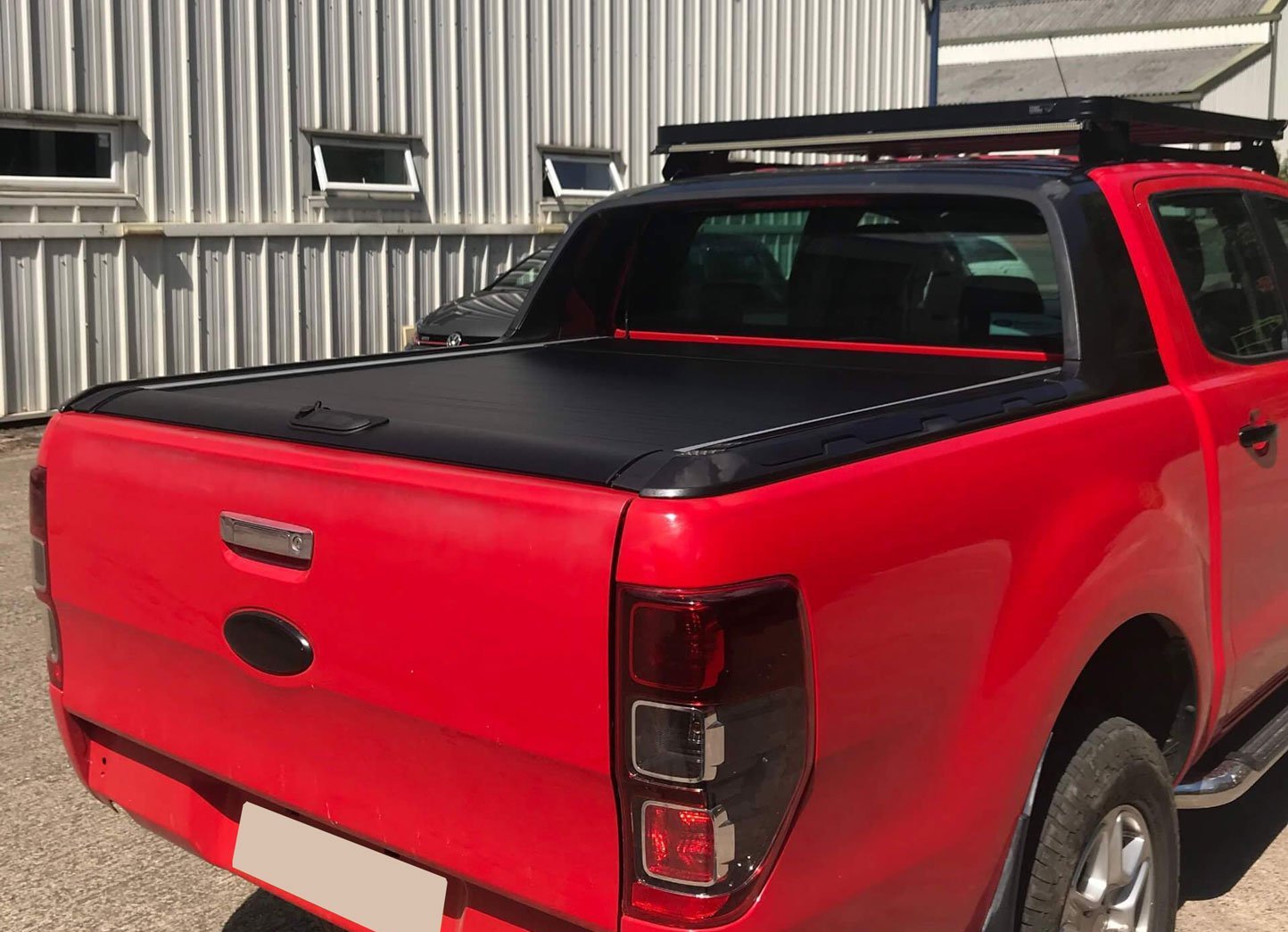 Nissan Navara NP300 (D231) Double Cab ab Bj. 15 Hardtop Abdeckung "Roll N Lock" - Direct 4x4 Autozubehör