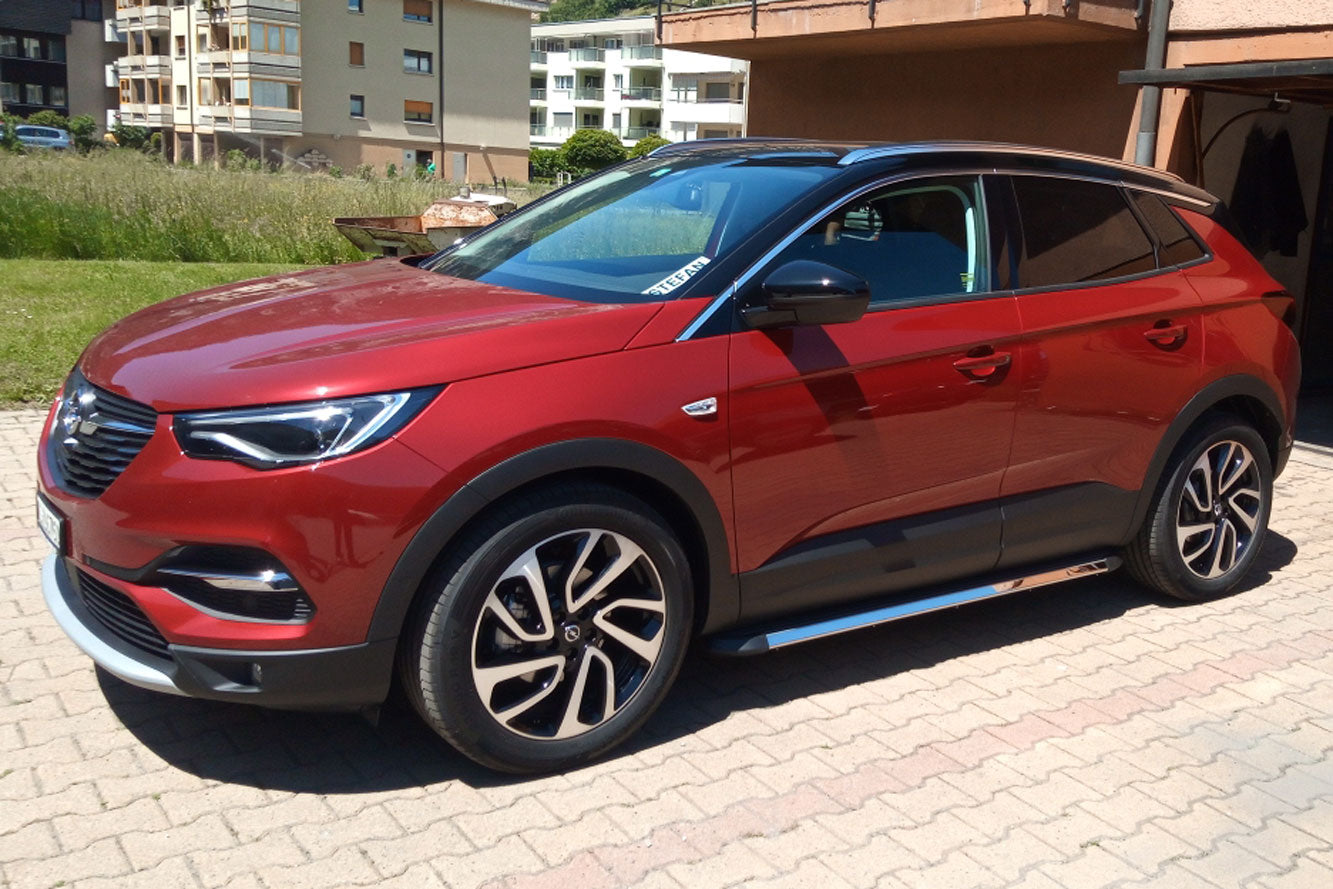 Opel Grandland X ab Bj. 17 Trittbretter "Stingray" - Direct 4x4 Autozubehör