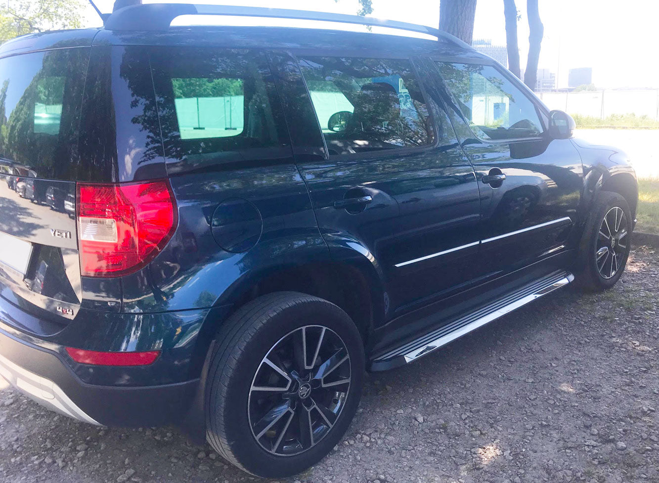 Skoda Yeti Bj. 09-18 Trittbretter "Stingray" - Direct 4x4 Autozubehör