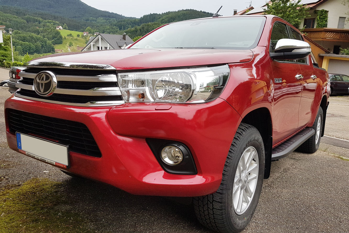 Toyota Hilux ab Bj. 16 Double Cab Trittbretter "Shark" - Direct 4x4 Autozubehör