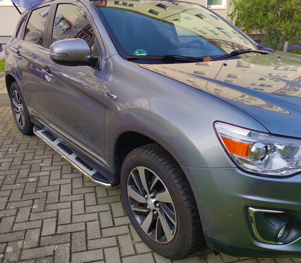 Mitsubishi ASX ab Bj. 10 Trittbretter "Suburban" - Direct 4x4 Autozubehör