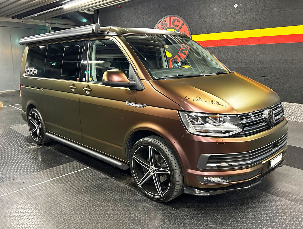 VW T5 Bj. 09-15 Kurzer Radstand schwarze Schwellerrohre mit 45° Enden ohne Stufenpads