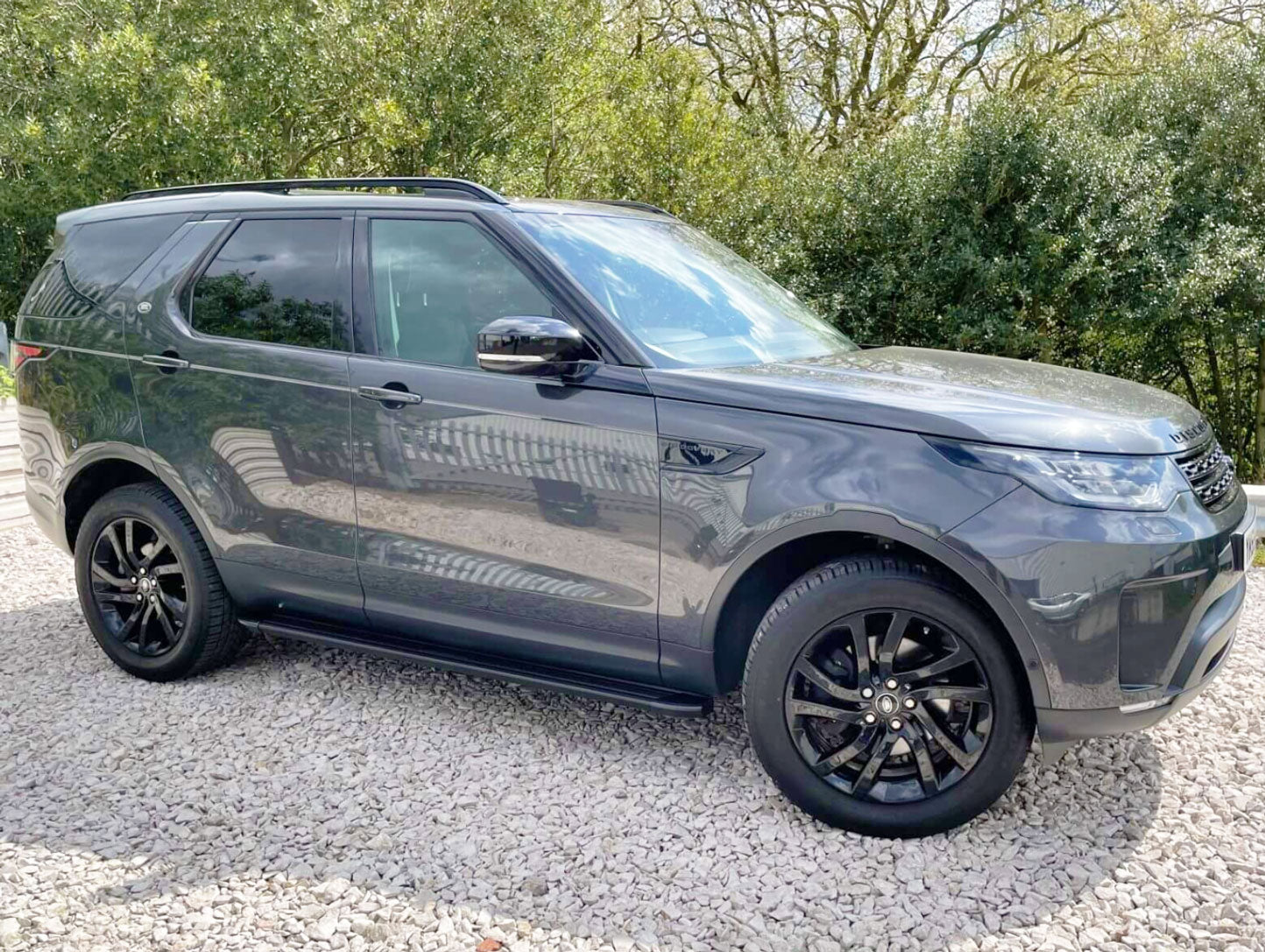 Land Rover Discovery ab Bj. 17 Trittbretter "Puma" - Direct 4x4 Autozubehör