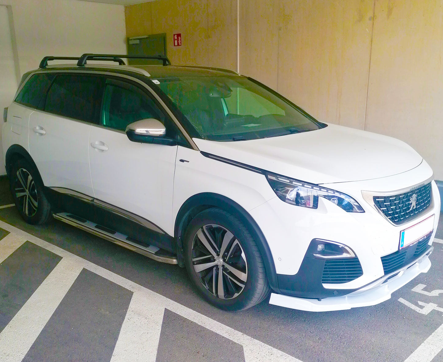 Peugeot 5008 Bj. 17-24 Trittbretter "Suburban"