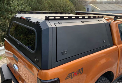 Toyota Hilux ab Bj. 16 Double Cab Pick-Up Canopy "Expedition"