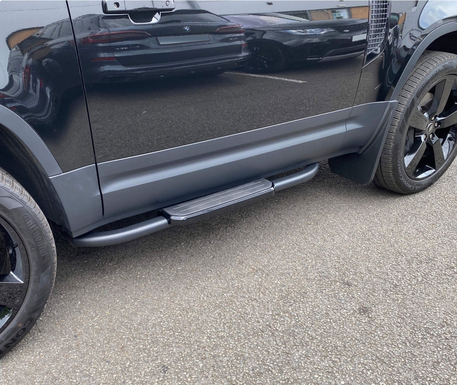 Land Rover Defender 90 ab Bj. 21 schwarze Schwellerrohre - Direct 4x4 Autozubehör