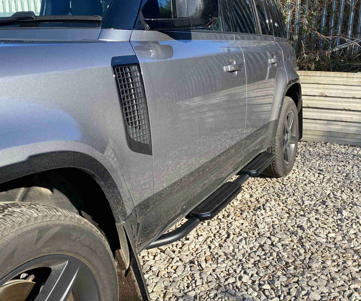 Land Rover Defender 110 ab Bj. 20 Schwarze Schwellerrohre - Direct 4x4 Autozubehör