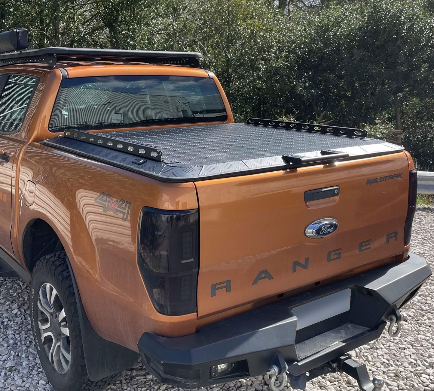 Toyota Hilux Double Cab ab Bj. 16 Hardtop Abdeckung "Defender"