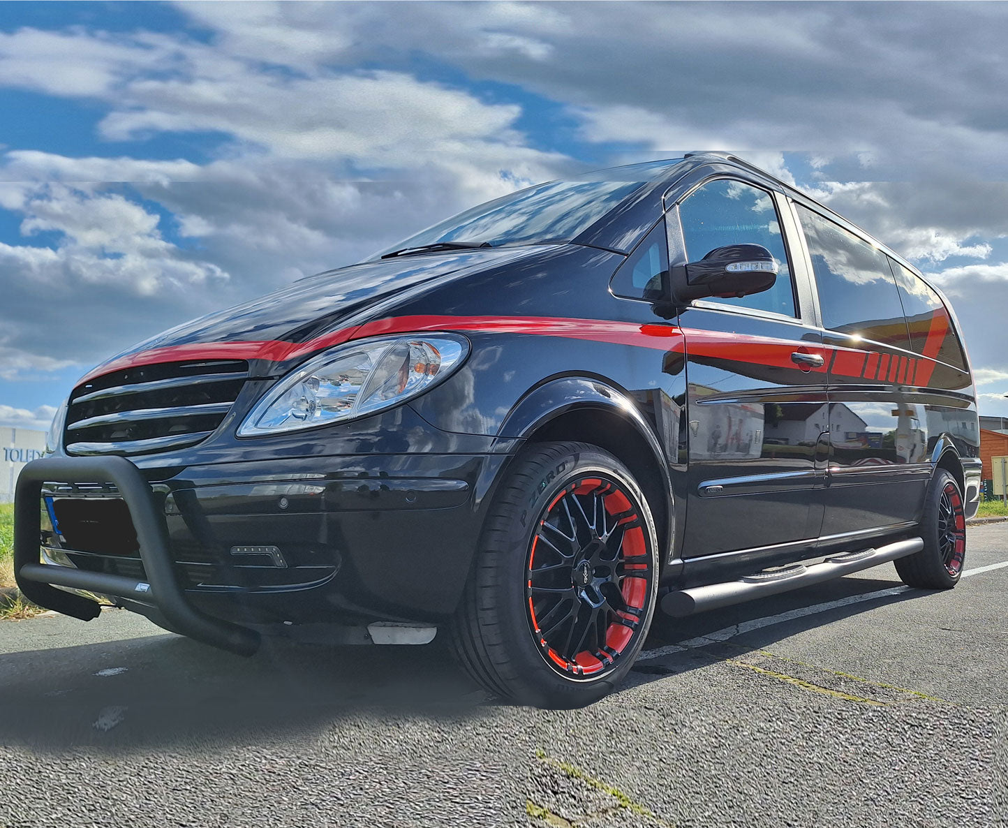 Mercedes Vito Viano Bj. 04-14 Schwarze Schwellerrohre MIT Auftritt