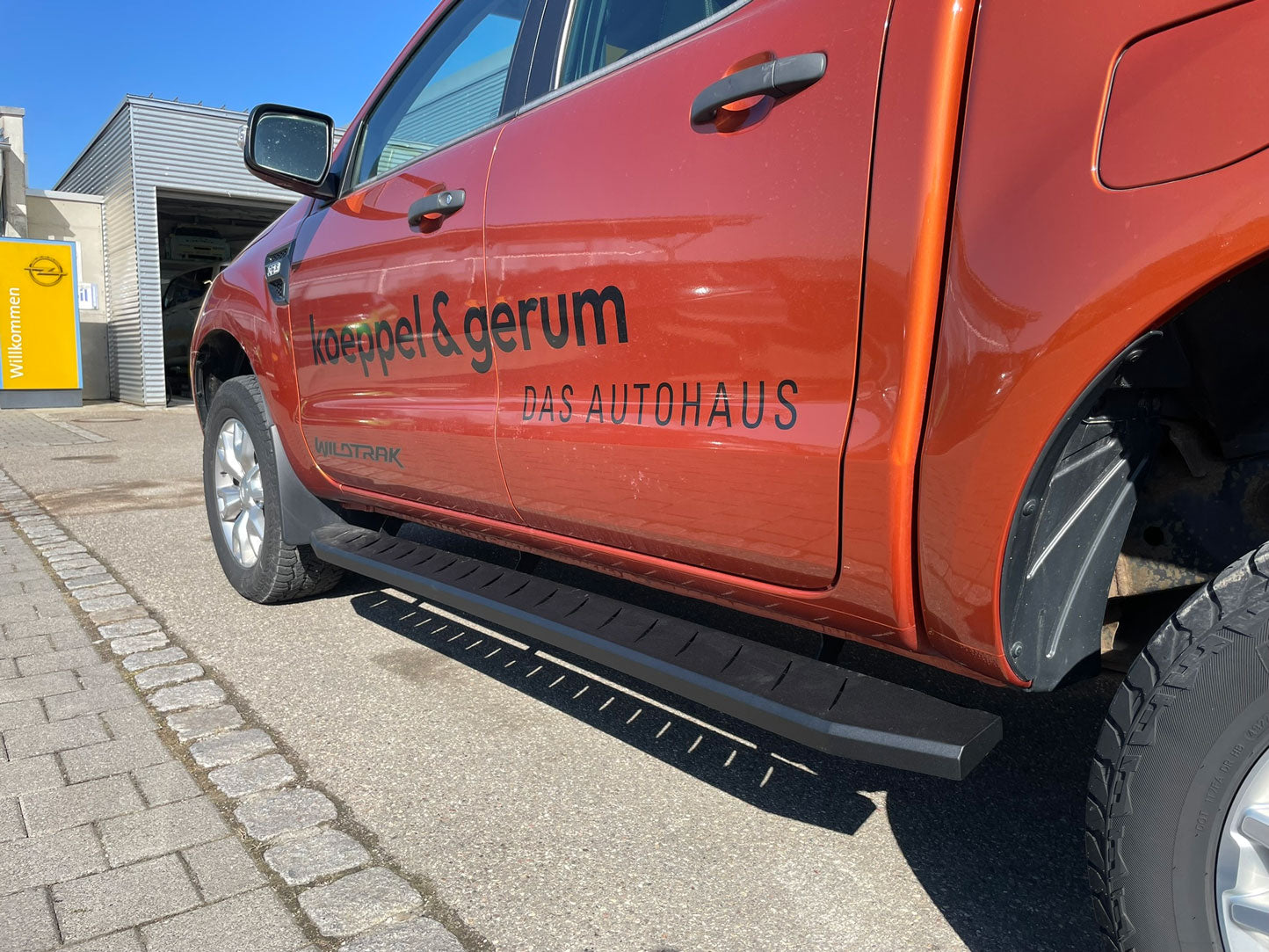 Ford Ranger Double Cab Bj. 12-15 Trittbretter "Shark"