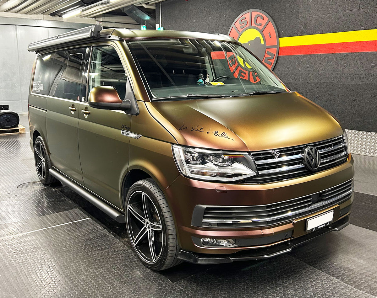 VW T6 ab Bj. 15 Kurzer Radstand schwarze Schwellerrohre mit 45° Enden ohne Stufenpads - Direct 4x4 Autozubehör