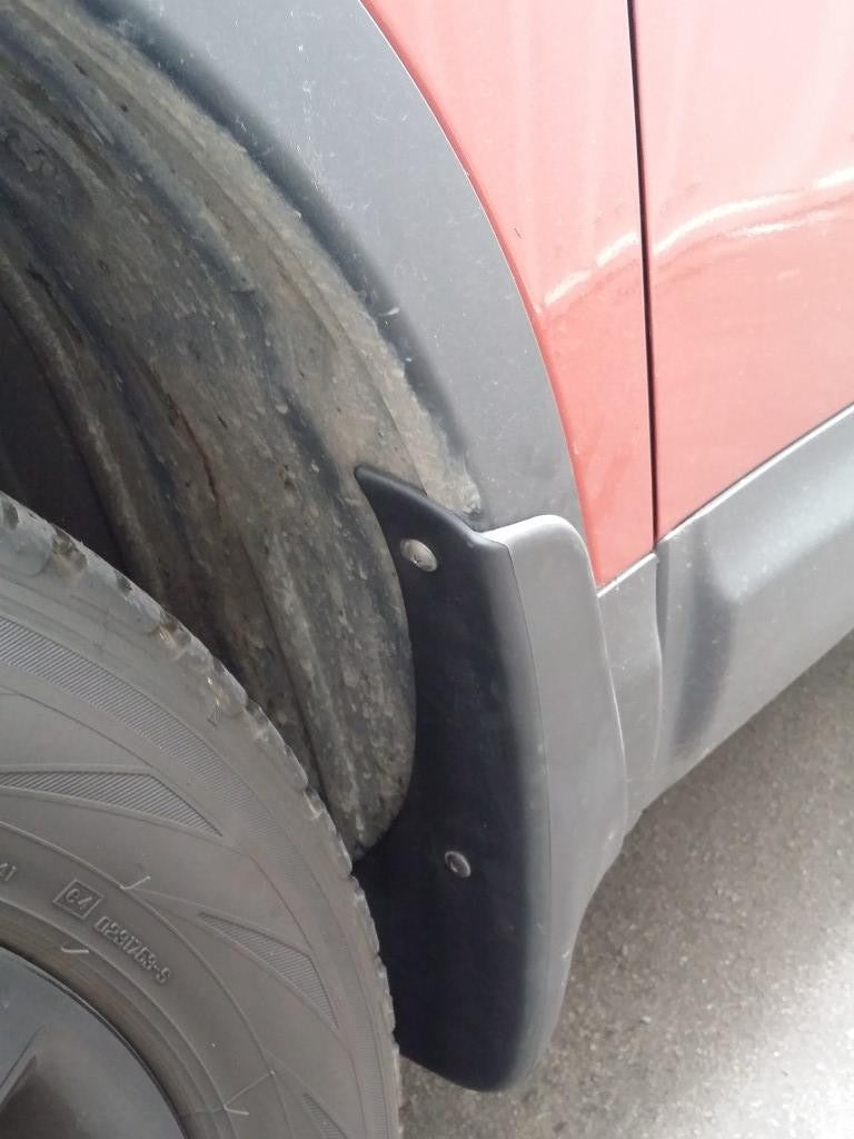 Nissan Qashqai 2007-2013 Mud Flaps ABS Plastic Set of Four - Direct 4x4 Autozubehör