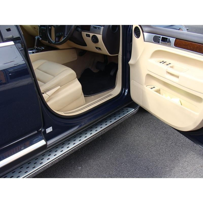 VW Touareg Bj. 02-10 Trittbretter "Freedom" - Direct 4x4 Autozubehör