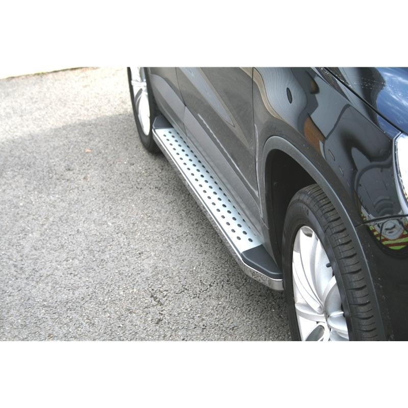 VW Tiguan ab Bj. 16 Trittbretter "Freedom" - Direct 4x4 Autozubehör