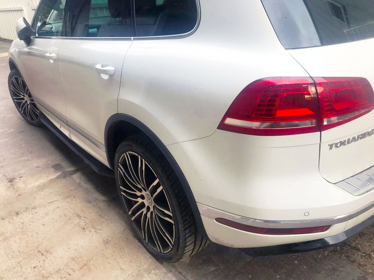 VW Touareg Bj. 10-17 Trittbretter "Raptor Schwarz" - Direct 4x4 Autozubehör