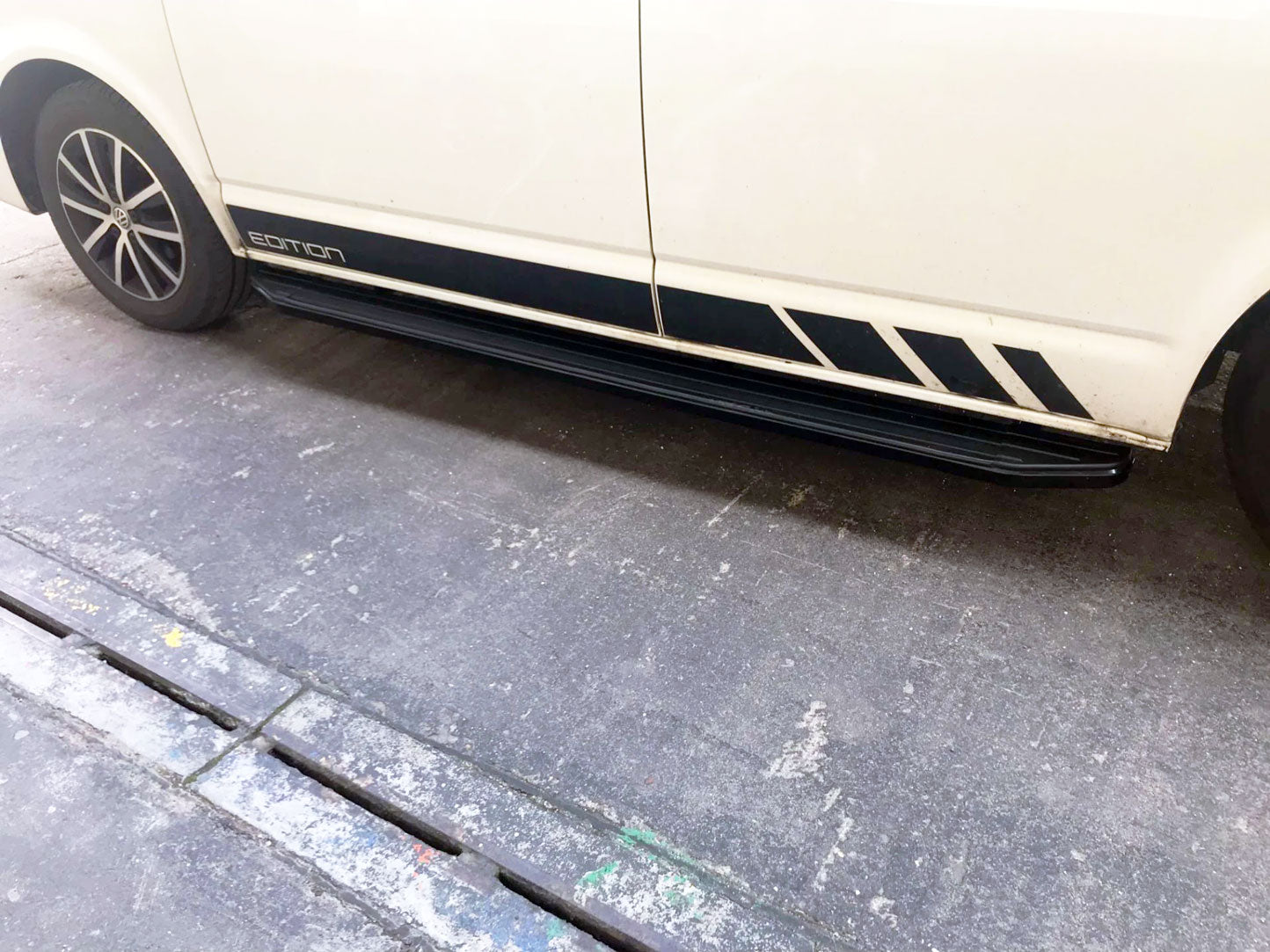 VW Touareg Bj. 10-17 Trittbretter "Raptor Schwarz" - Direct 4x4 Autozubehör