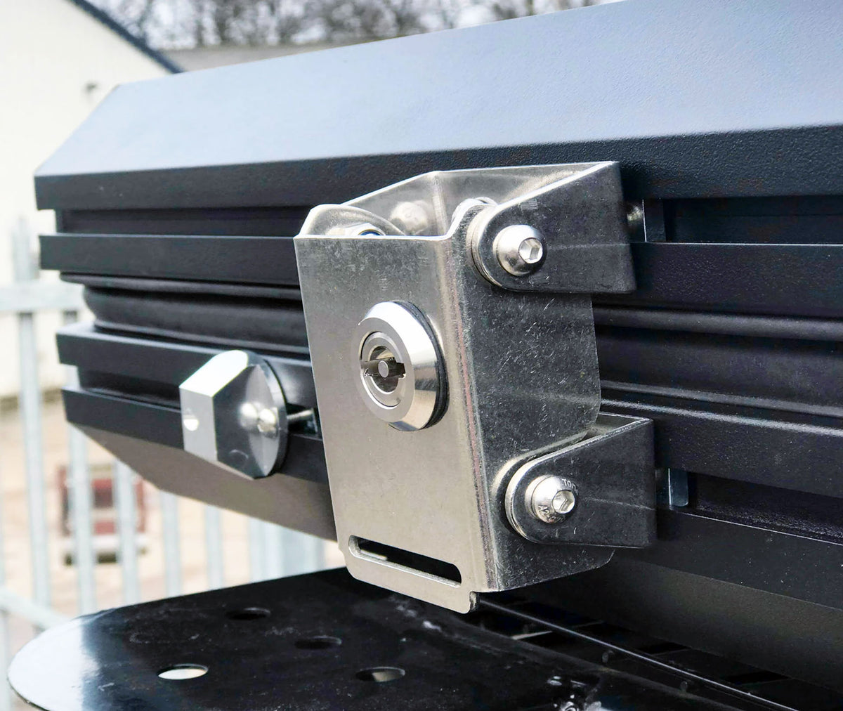 2 Personen Auto Dachzelt "Clamshell" 220cm x 142cm - Direct 4x4 Autozubehör