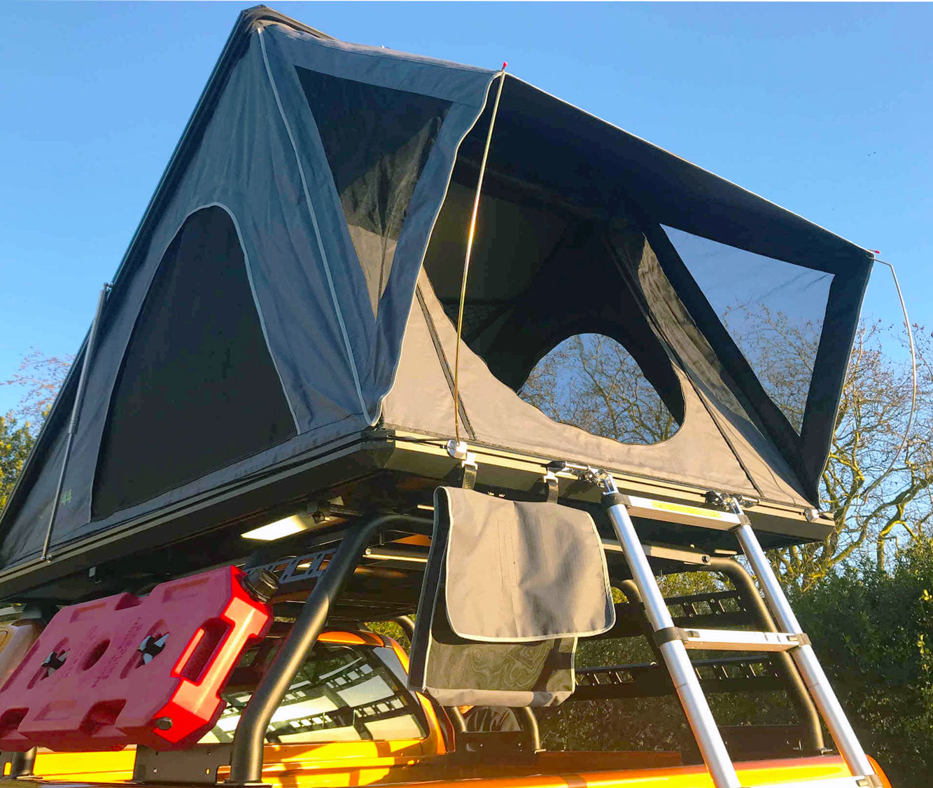 2 Personen Auto Dachzelt "Clamshell" 220cm x 142cm - Direct 4x4 Autozubehör