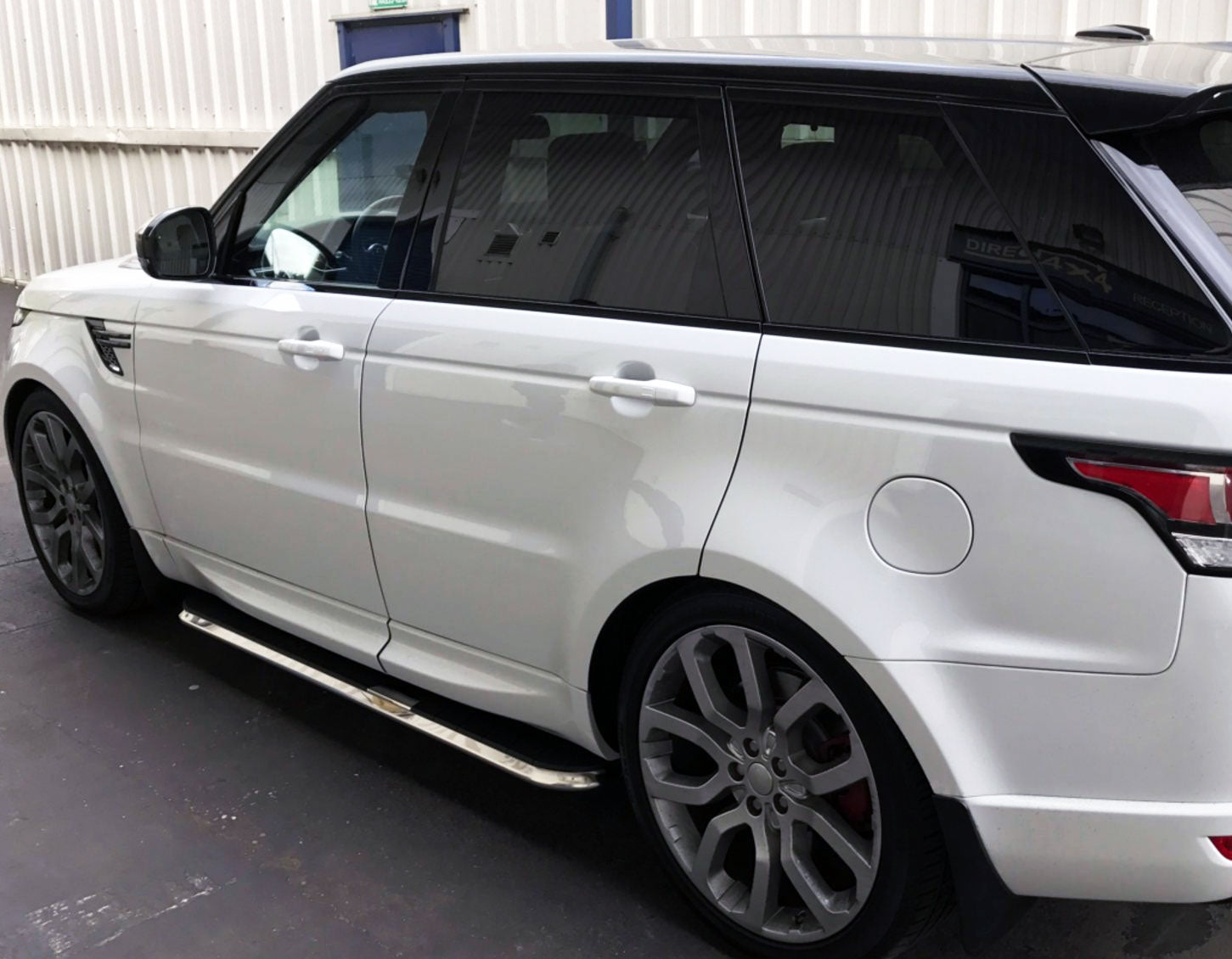 Range Rover Sport ab Bj. 05-13 Trittbretter "High Flyer" - Direct 4x4 Autozubehör