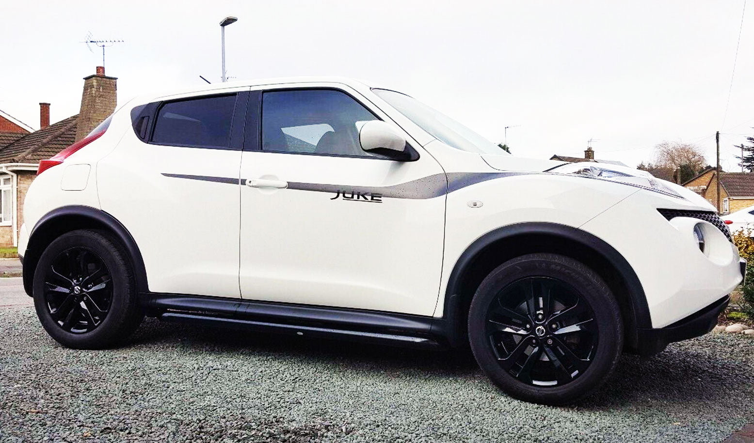 Nissan Juke Schwellerrohre Schwarz - Direct 4x4 Autozubehör