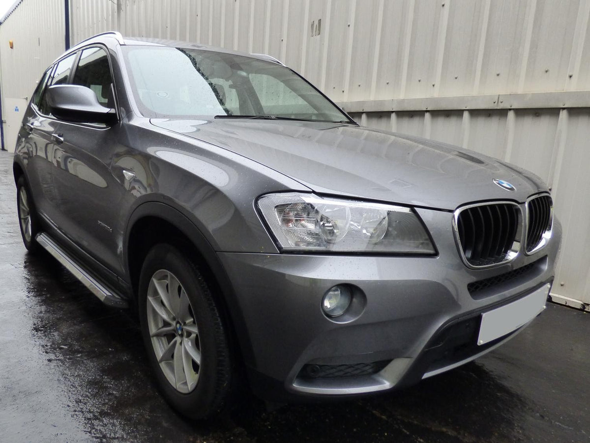 BMW X3 Bj. 10-17 (F25) Trittbretter "Stingray" - Direct 4x4 Autozubehör