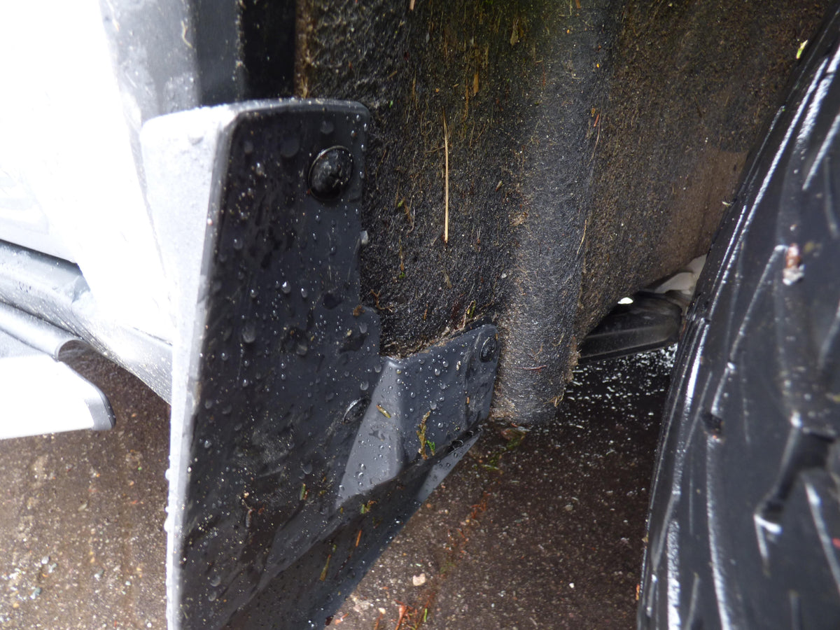 Jeep Grand Cherokee ab Bj. 11 Spritzlappen Schmutzfänger - Direct 4x4 Autozubehör