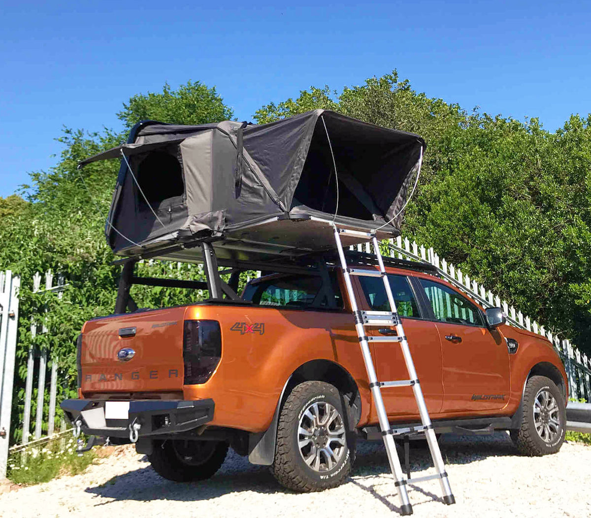 Universal Pick-Up Gepäckträger & Überrollbügel "CargoPro" - Direct 4x4 Autozubehör