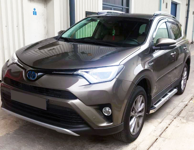Toyota RAV4 Bj. 16-18 Trittbretter "Suburban" - Direct 4x4 Autozubehör