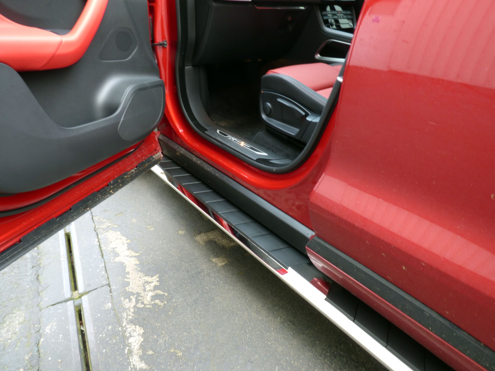 Jaguar F-Pace ab Bj. 16 Trittbretter "High Flyer" - Direct 4x4 Autozubehör