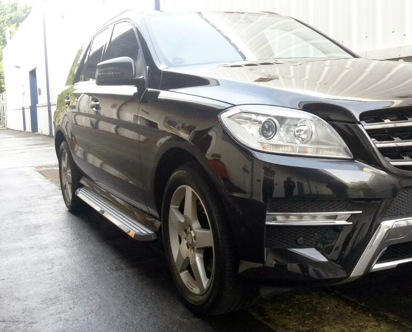 Mercedes Benz ML W166 ab Bj. 12 Trittbretter "Stingray" - Direct 4x4 Autozubehör