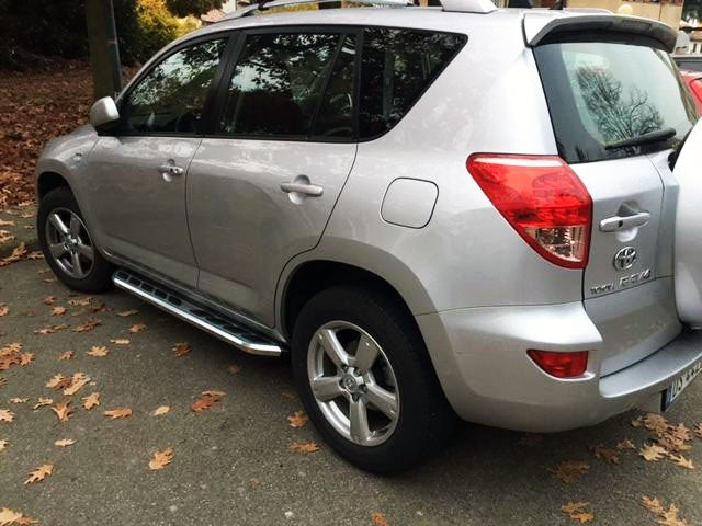 Toyota RAV4 Bj. 06-13 Trittbretter "Monsoon" - Direct 4x4 Autozubehör