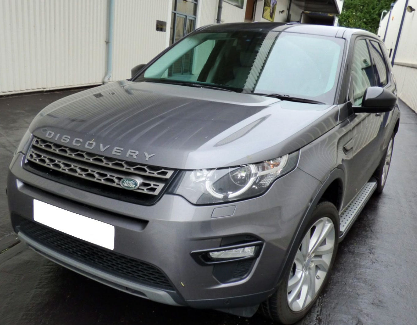 Range Rover Discovery Sport Bj. 15-19 Trittbretter "Freedom" - Direct 4x4 Autozubehör